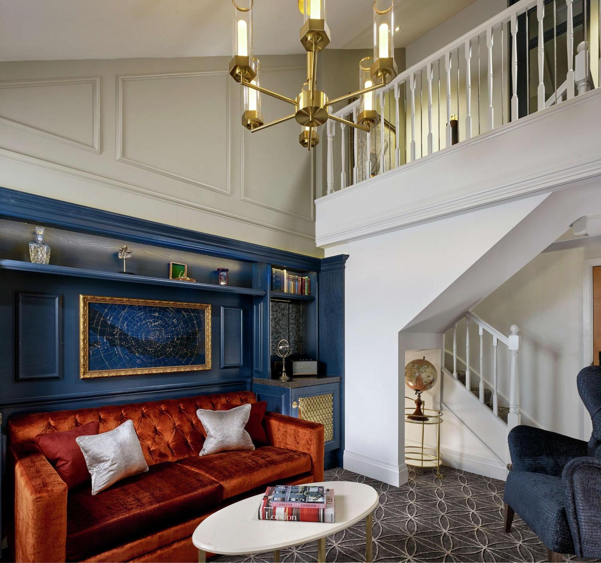 100 Queen'S Gate Hotel London, Curio Collection By Hilton Eksteriør billede The interior of the hotel